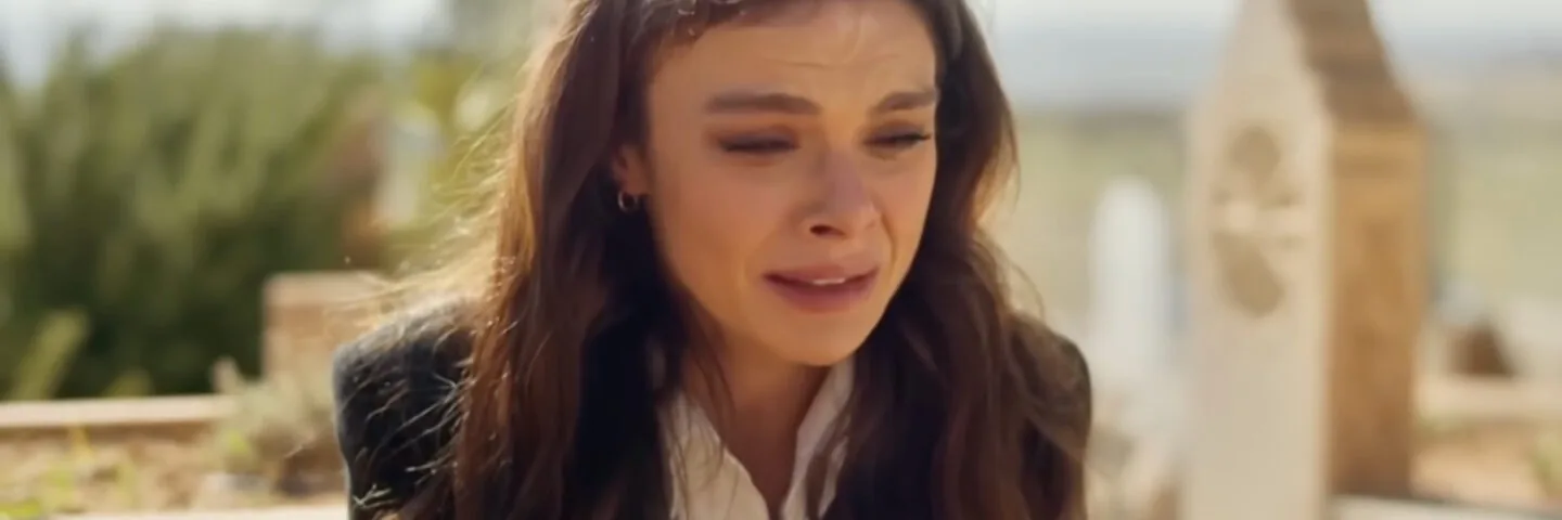 Кадр из 11 серии 1 сезона