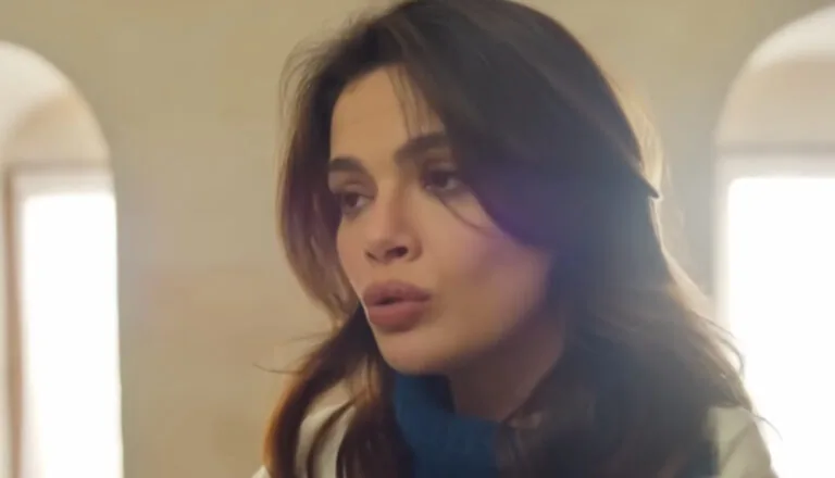 Момент из 12 серии 1 сезона