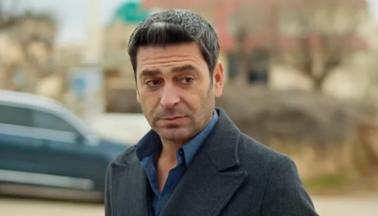 Момент из 14 серии 1 сезона